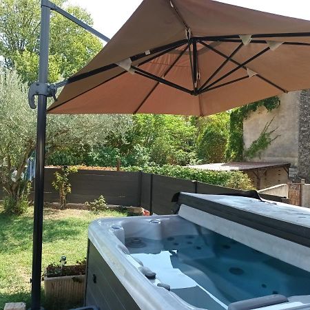 Chambres D'Hotes & Jacuzzi - A L'Ombre Des Amandiers Saint-Martin-d'Ardeche Exterior photo