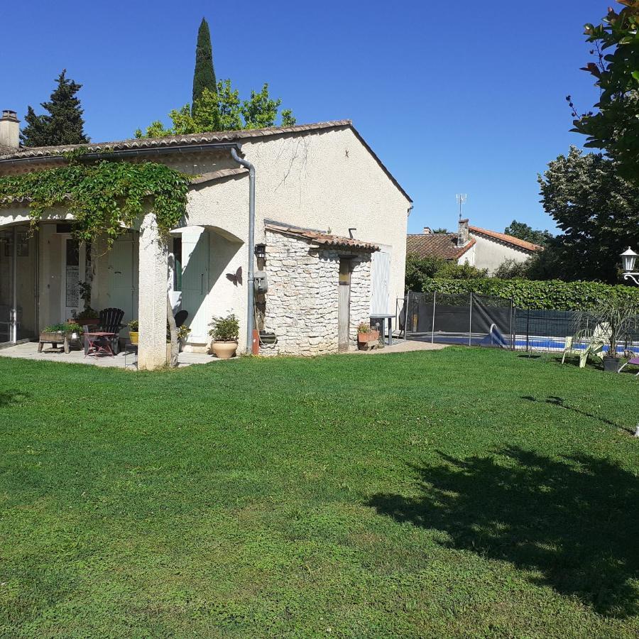 Chambres D'Hotes & Jacuzzi - A L'Ombre Des Amandiers Saint-Martin-d'Ardeche Exterior photo